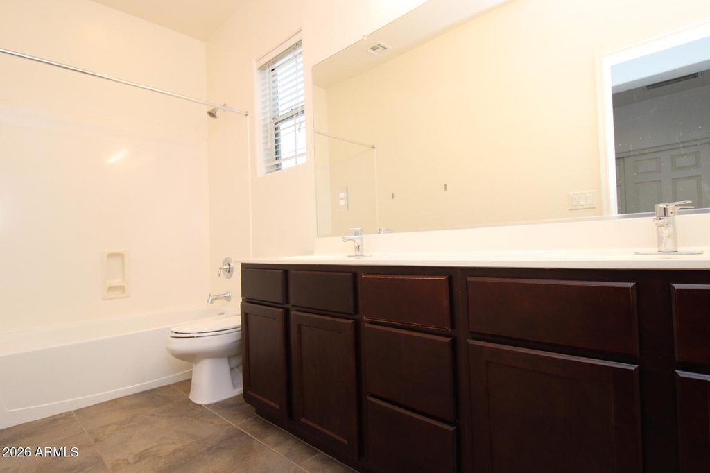 9134 S Roberts Road - Photo 13