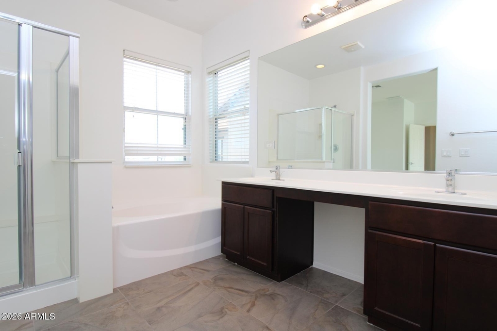 9134 S Roberts Road - Photo 5