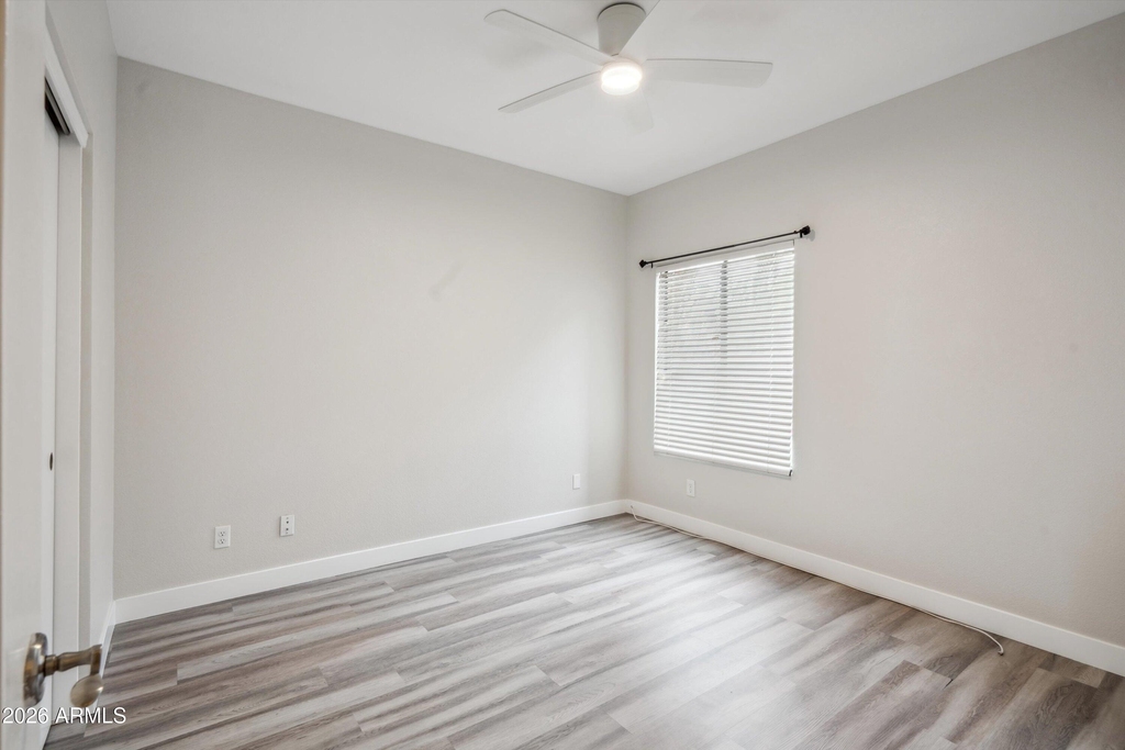 9600 N 96 Th Street - Photo 18