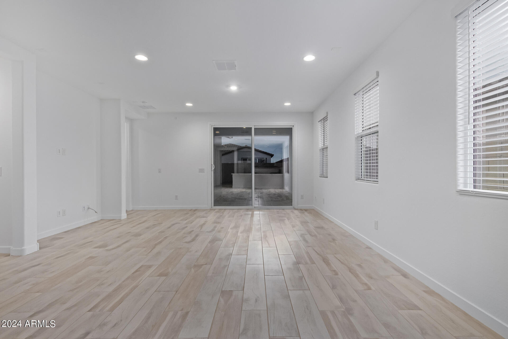 3063 E Hayfield Way - Photo 24