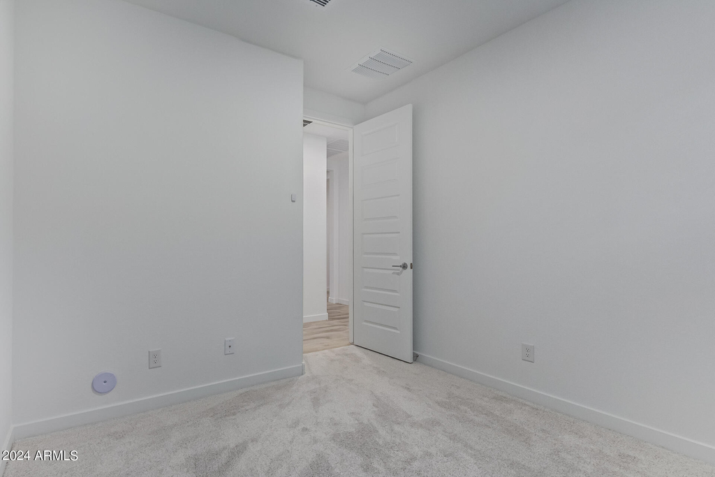 3063 E Hayfield Way - Photo 13