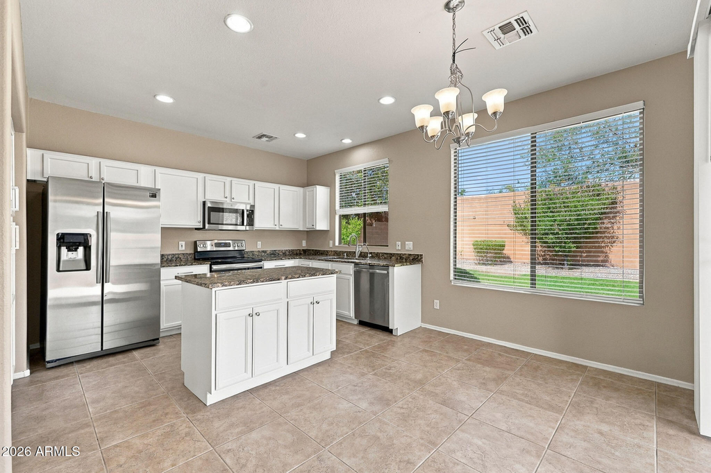9434 W Ross Avenue - Photo 6