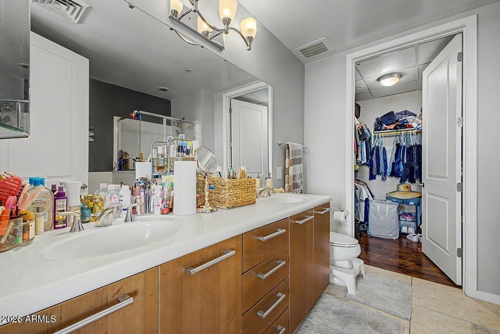 1 E Lexington Avenue - Photo 20
