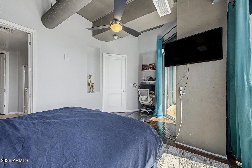 1 E Lexington Avenue - Photo 17