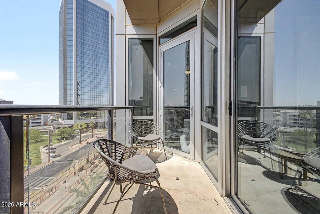 1 E Lexington Avenue - Photo 31