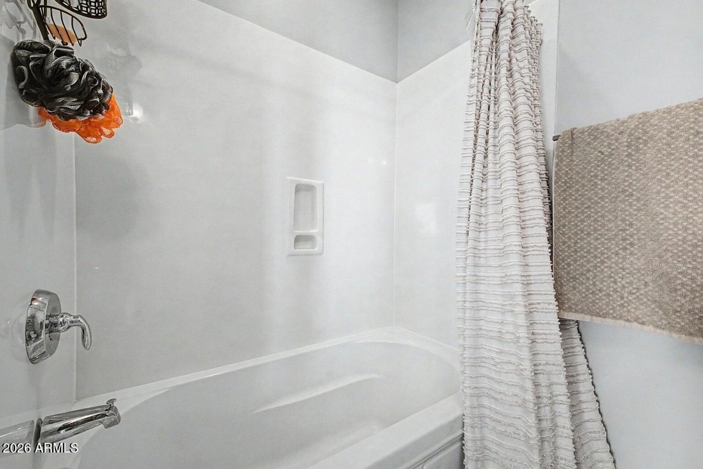 1 E Lexington Avenue - Photo 28