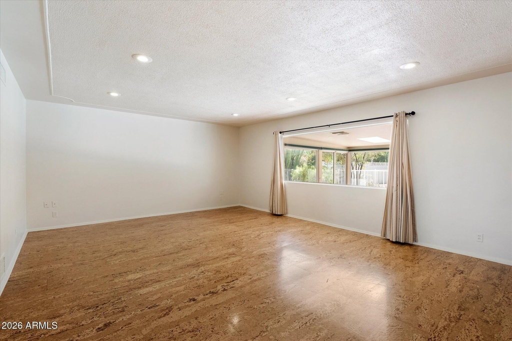 5019 E Rovey Avenue - Photo 22