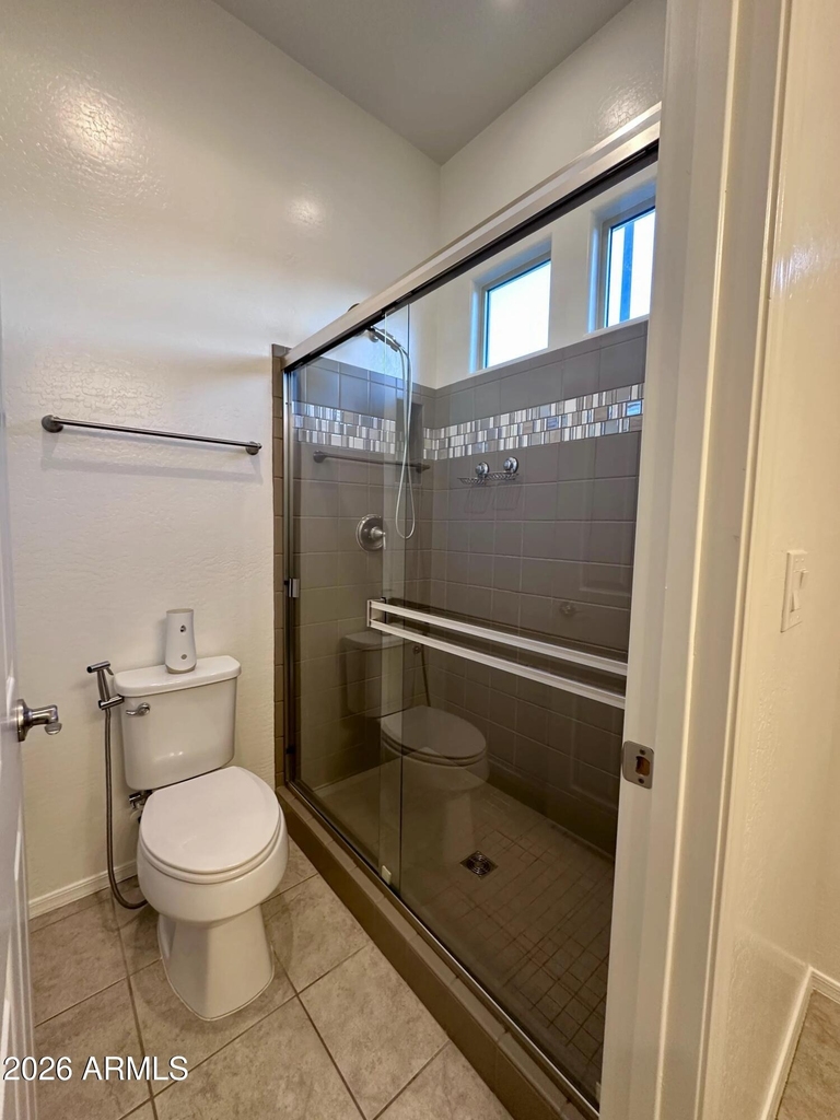 991 E Holland Park Drive - Photo 10