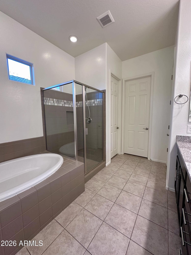 991 E Holland Park Drive - Photo 31