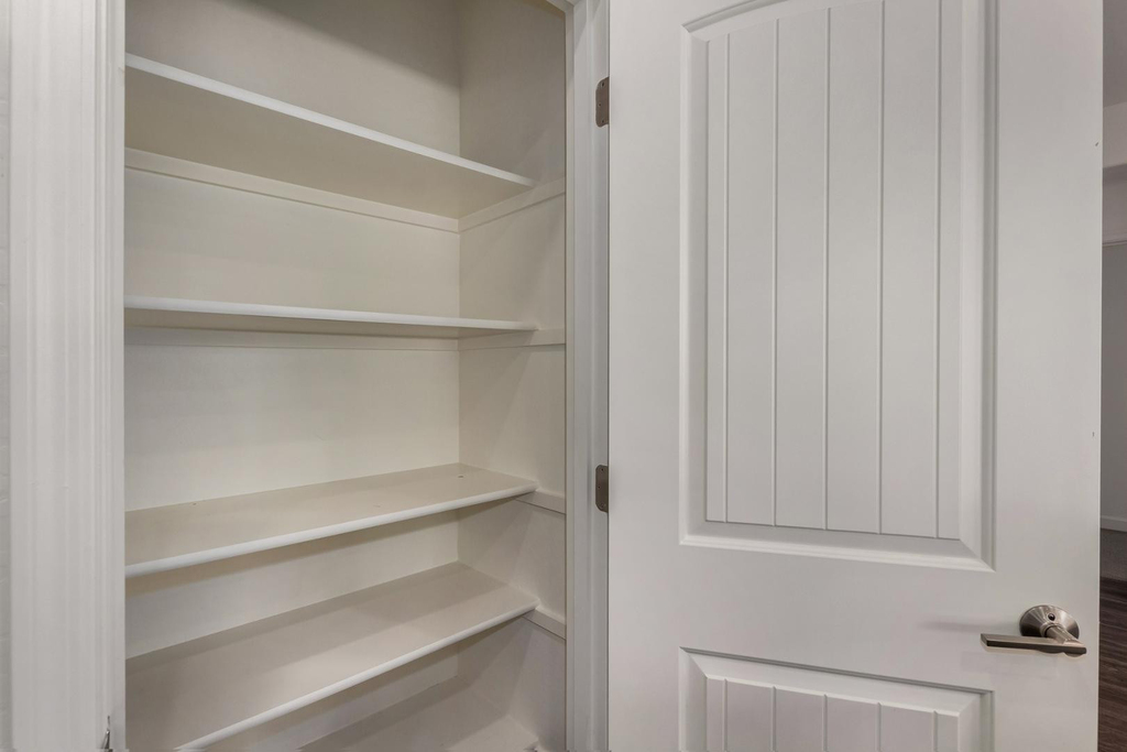20396 W Brittlewood Avenue - Photo 16