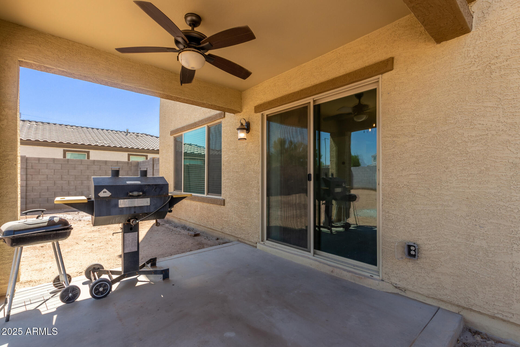 25548 W Euclid Avenue - Photo 33