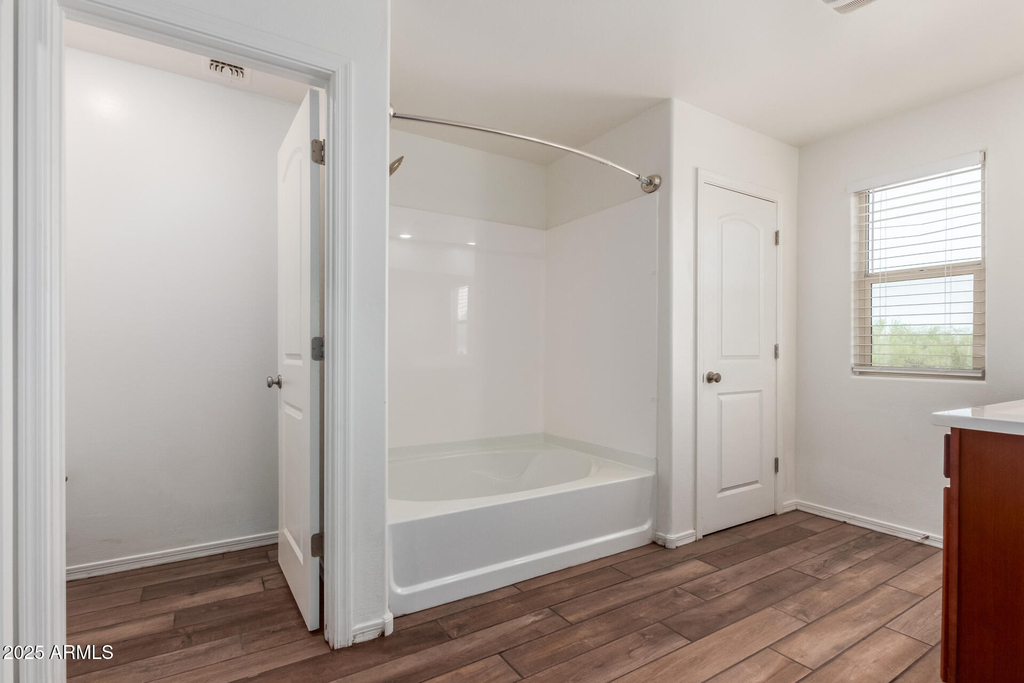 25548 W Euclid Avenue - Photo 19