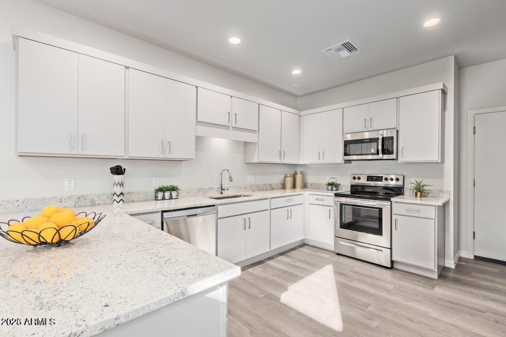 2030 E Michigan Avenue - Photo 7