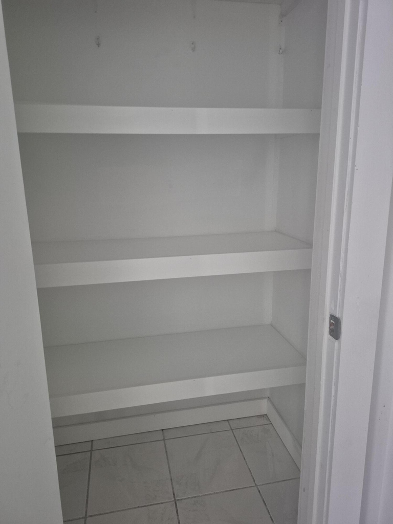 432 Forest Hill Boulevard - Photo 6