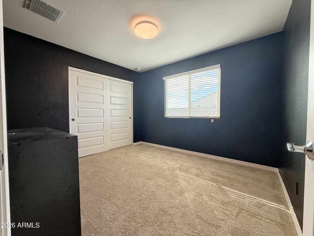 16759 W Canterbury Drive - Photo 36