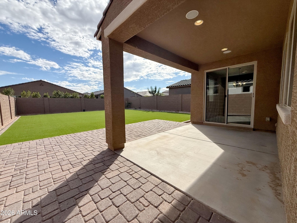 16759 W Canterbury Drive - Photo 49