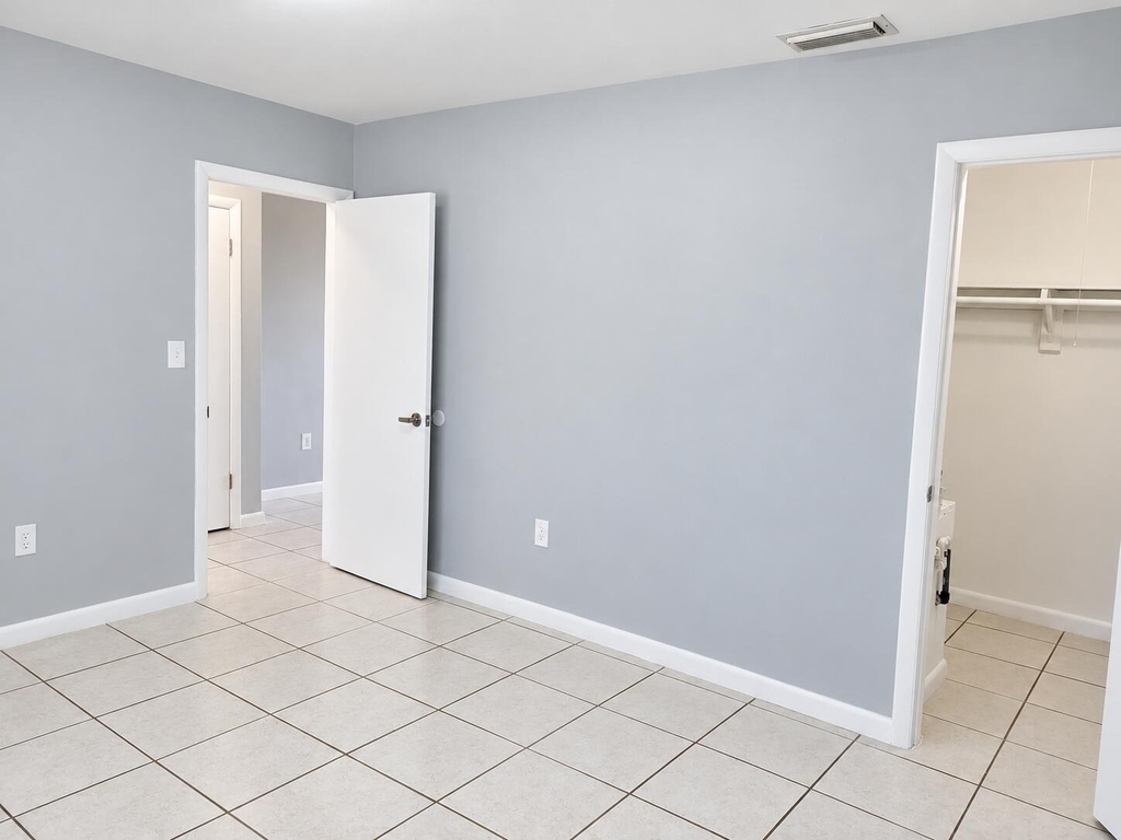 7221 Venetian Street - Photo 9