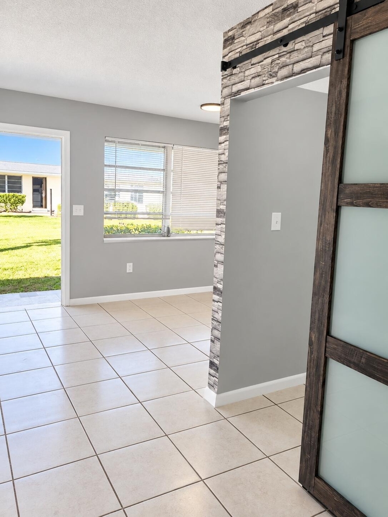 7221 Venetian Street - Photo 5