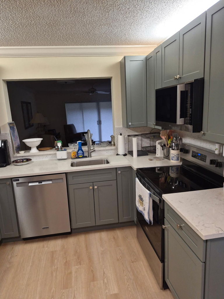 85 Pelican Pointe Drive - Photo 14