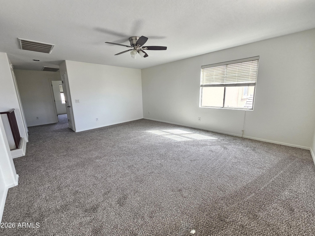 264 W Tahiti Drive - Photo 14