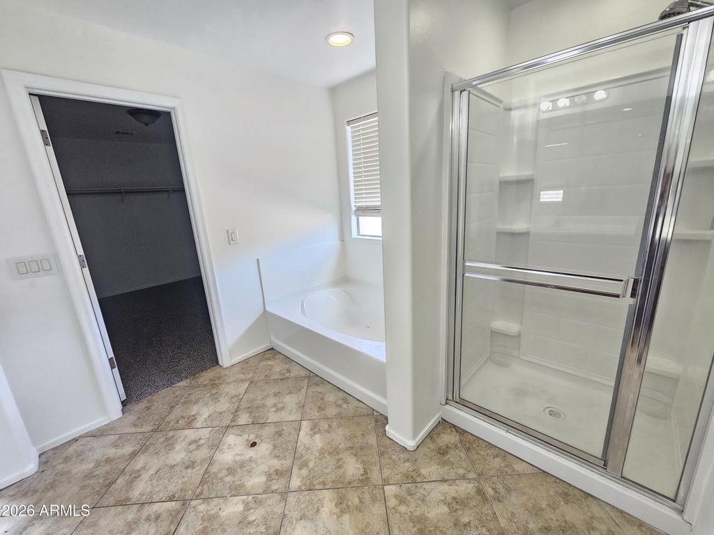 264 W Tahiti Drive - Photo 21