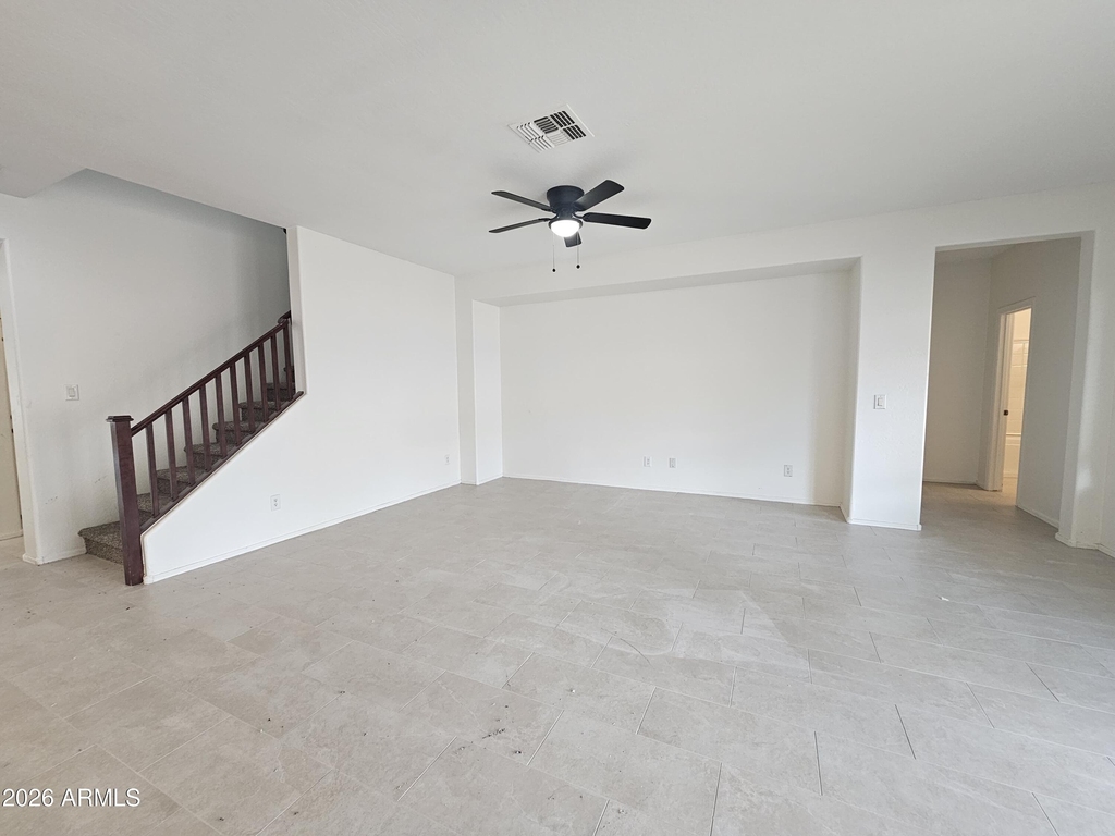 264 W Tahiti Drive - Photo 7