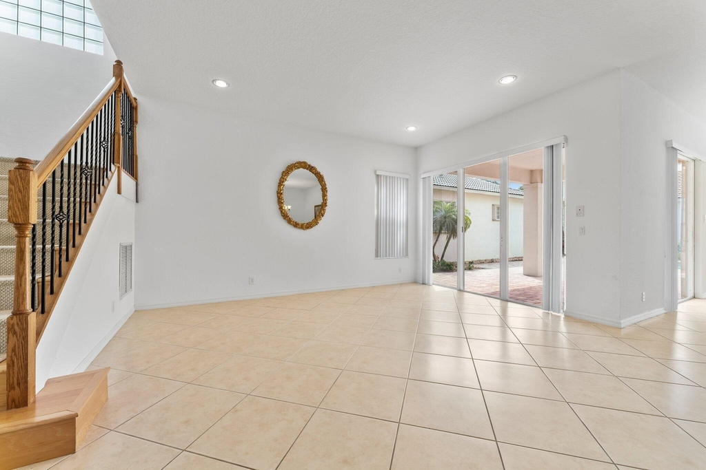 156 Isle Verde Way - Photo 22