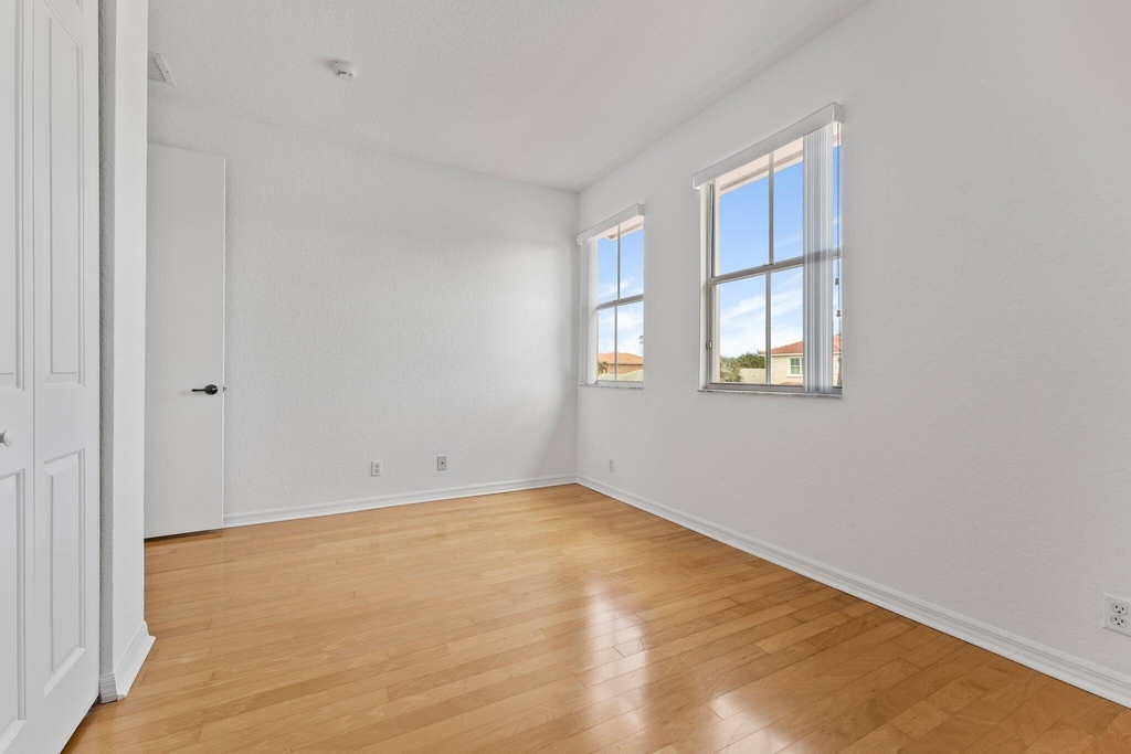 156 Isle Verde Way - Photo 31