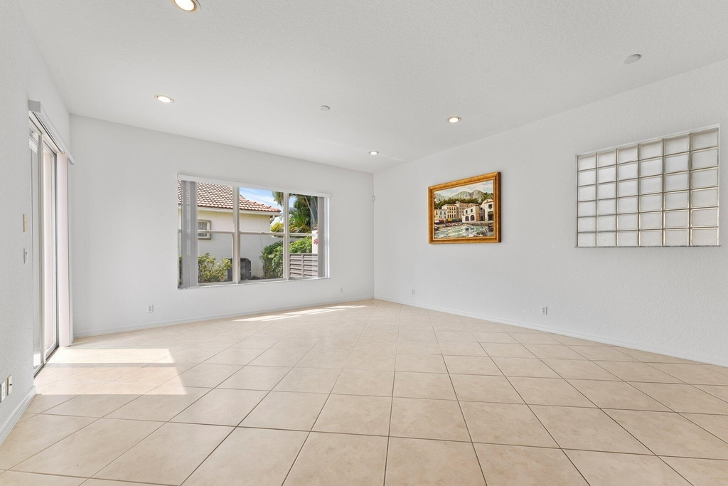 156 Isle Verde Way - Photo 19