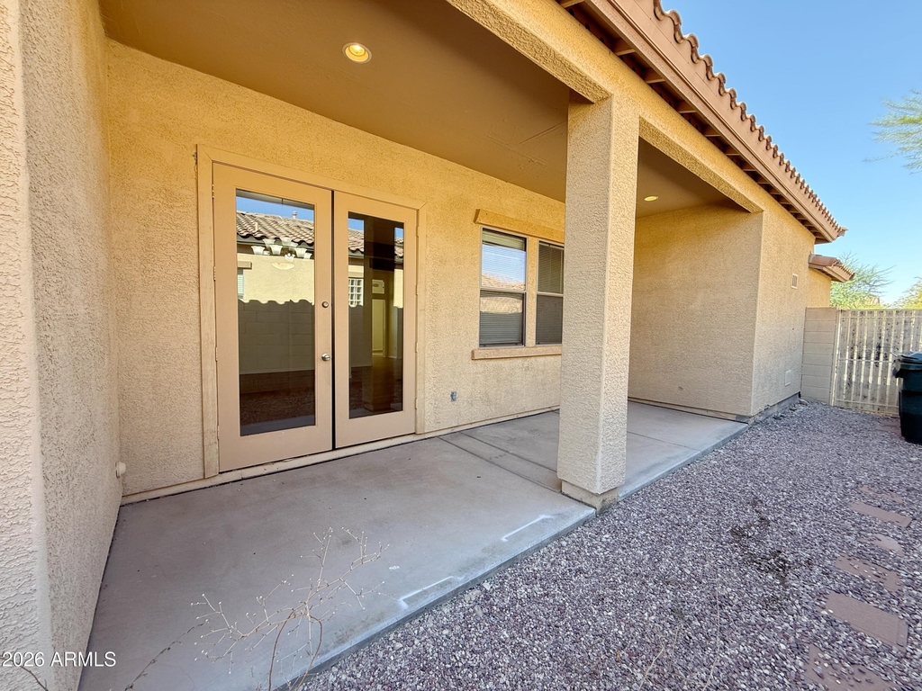 18099 W La Mirada Drive - Photo 11