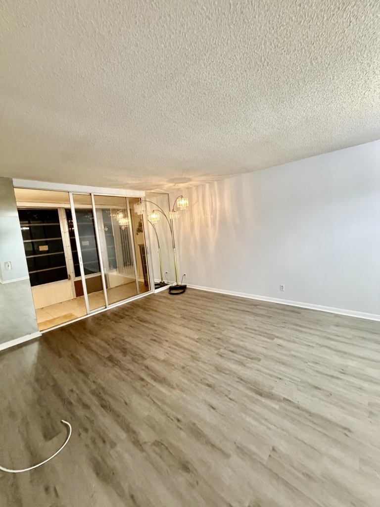 5320 Nw 11th Street - Photo 5