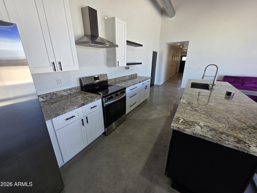 2061 W Daniel Road - Photo 5