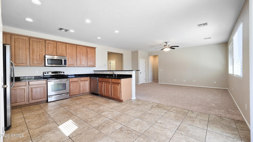 617 S 165th Avenue - Photo 7