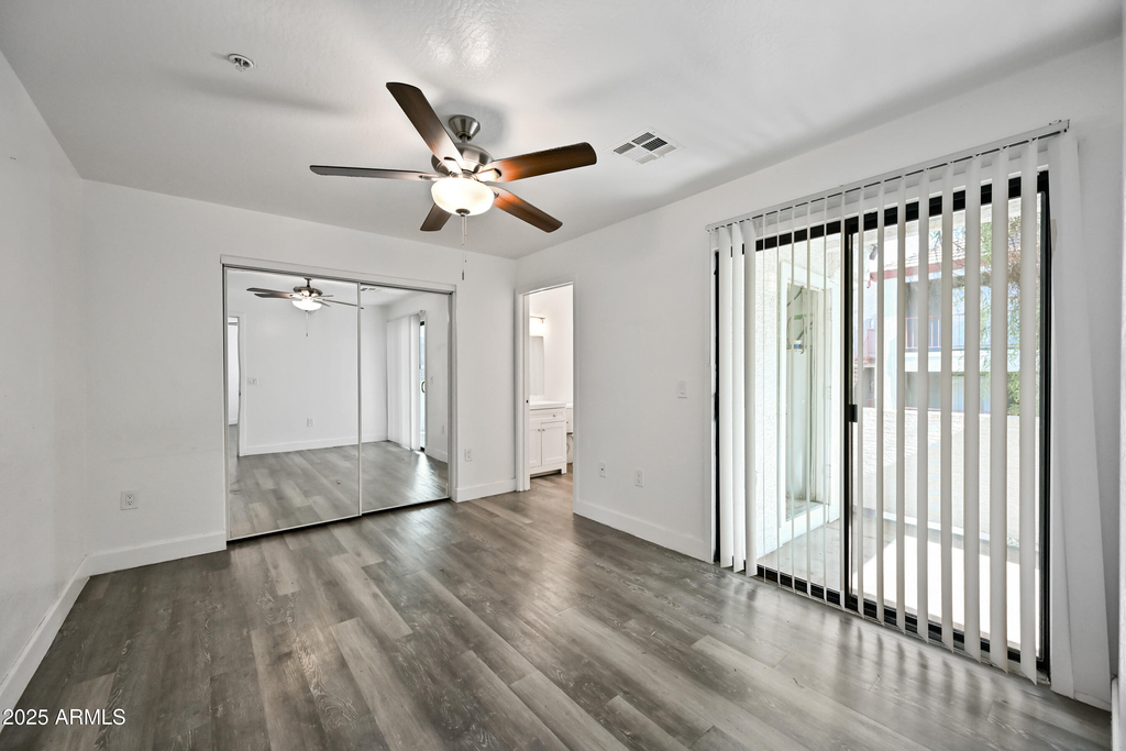 3065 N 67th Avenue - Photo 13