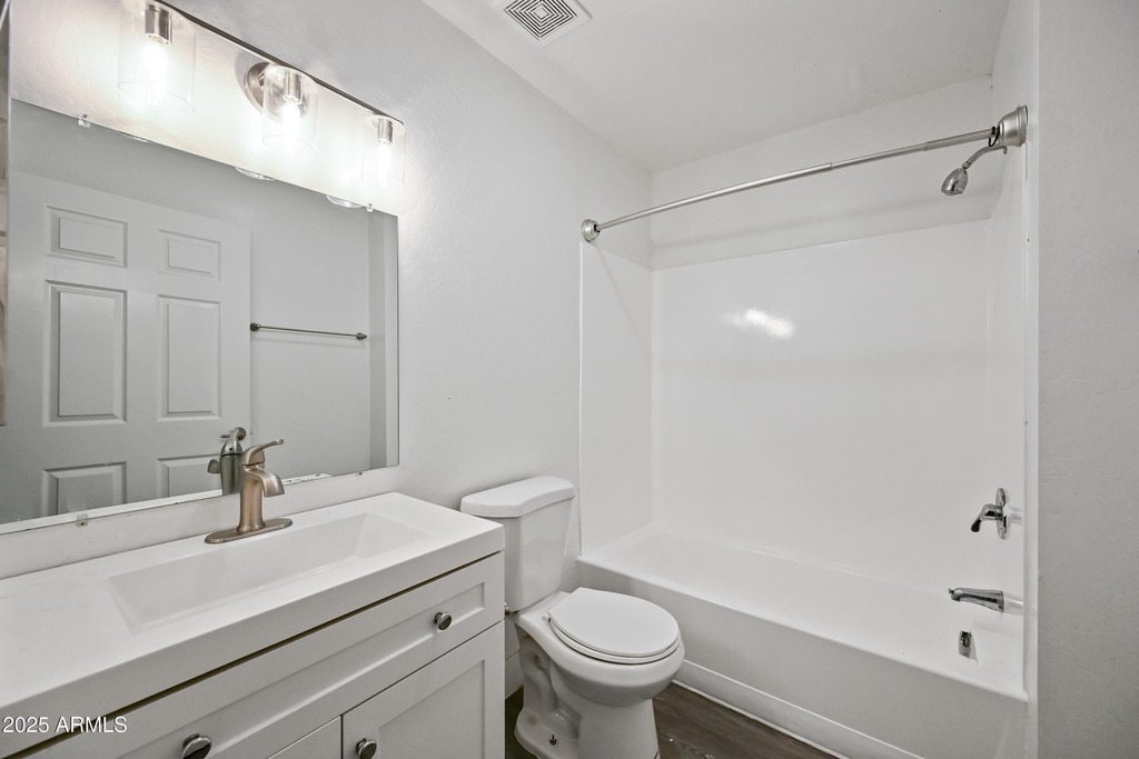 3065 N 67th Avenue - Photo 15