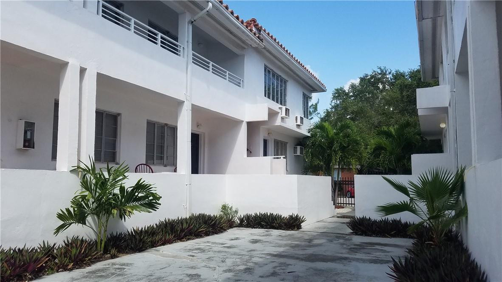 830 80th Street - Photo 12