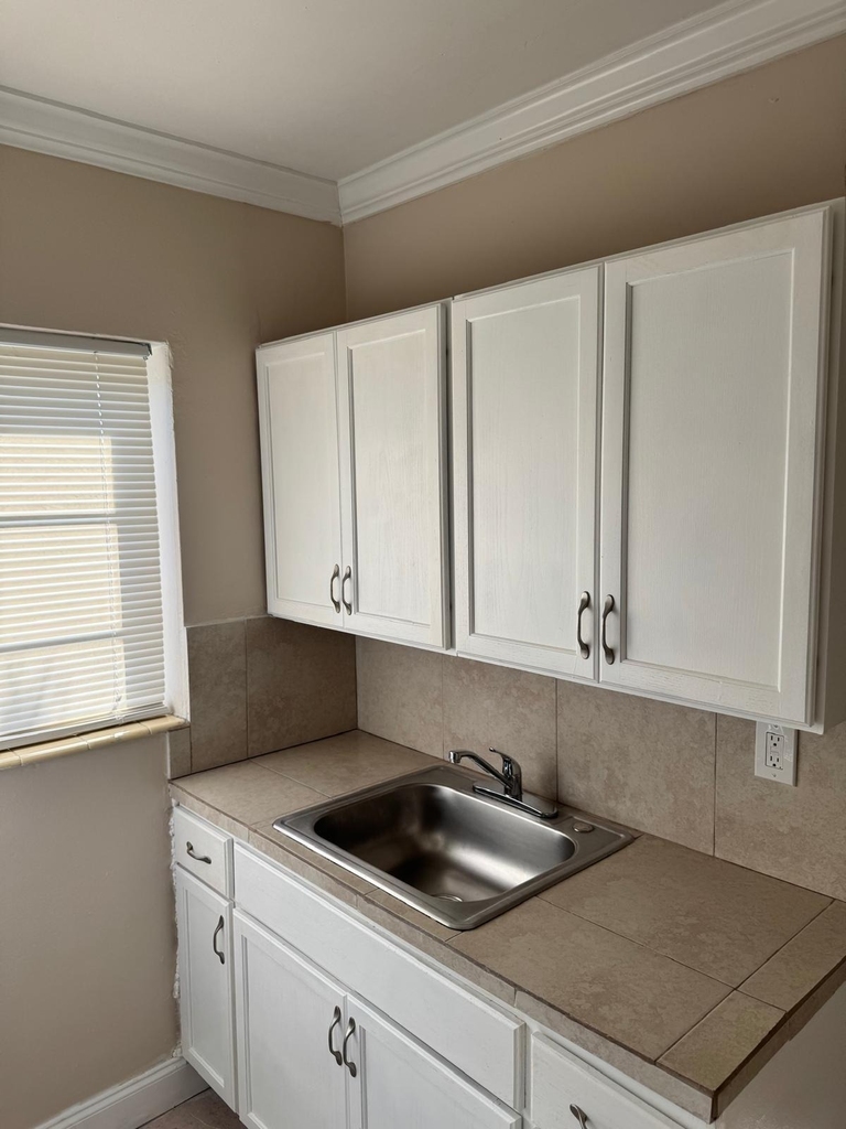 830 80th Street - Photo 6