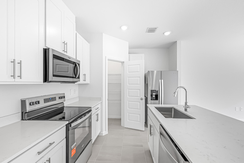 13009 Sw Forli Way - Photo 10