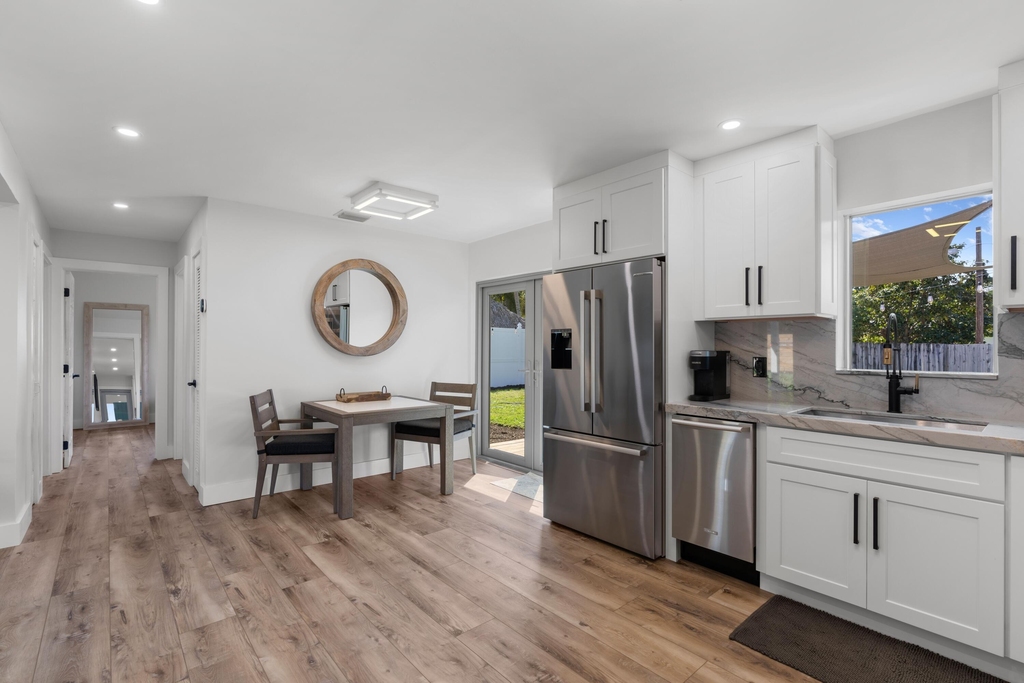 918 Se 3rd Avenue - Photo 10