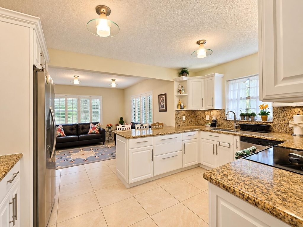 808 E Cypress Lane - Photo 4