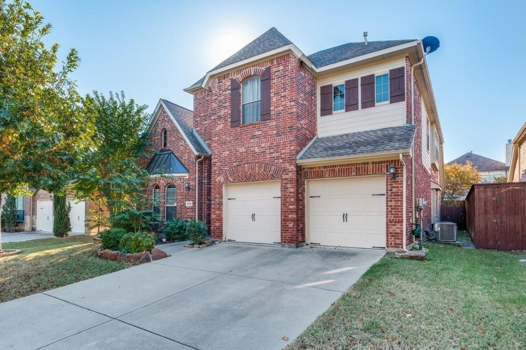 4652 Phillip Drive - Photo 0