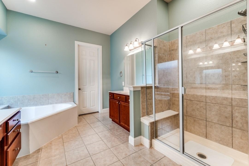 4652 Phillip Drive - Photo 15