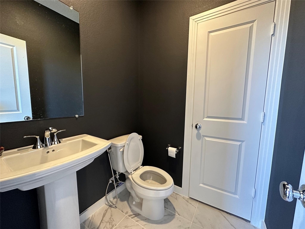 358 Somerville Drive - Photo 9