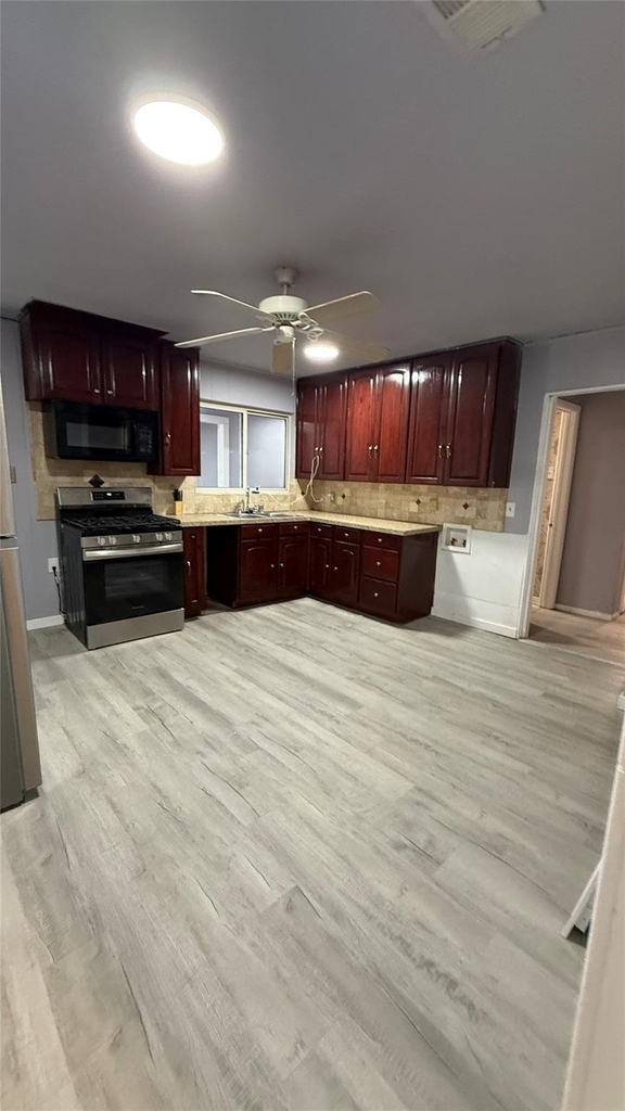 605 Biggs Terrace - Photo 7