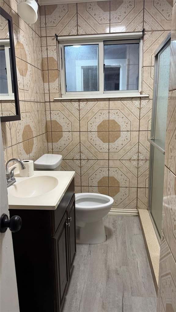 605 Biggs Terrace - Photo 4