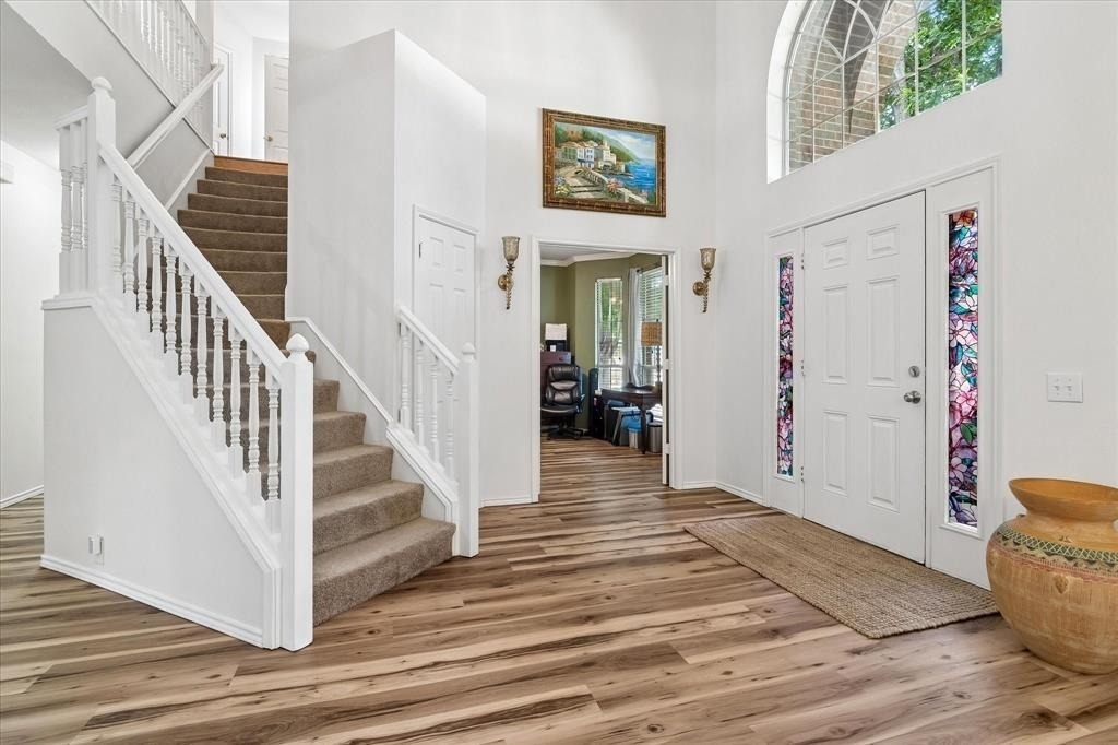 11379 Lockshire Drive - Photo 1