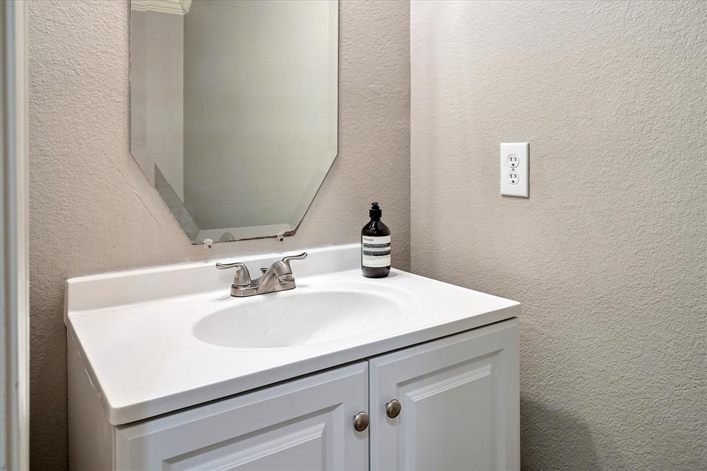 11379 Lockshire Drive - Photo 15