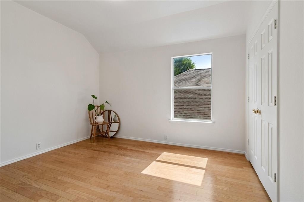 11379 Lockshire Drive - Photo 19