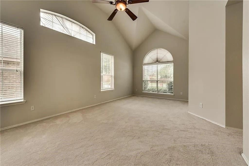 9304 Regal Oaks Drive - Photo 12