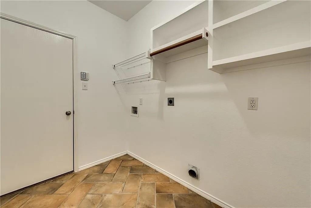 9304 Regal Oaks Drive - Photo 8